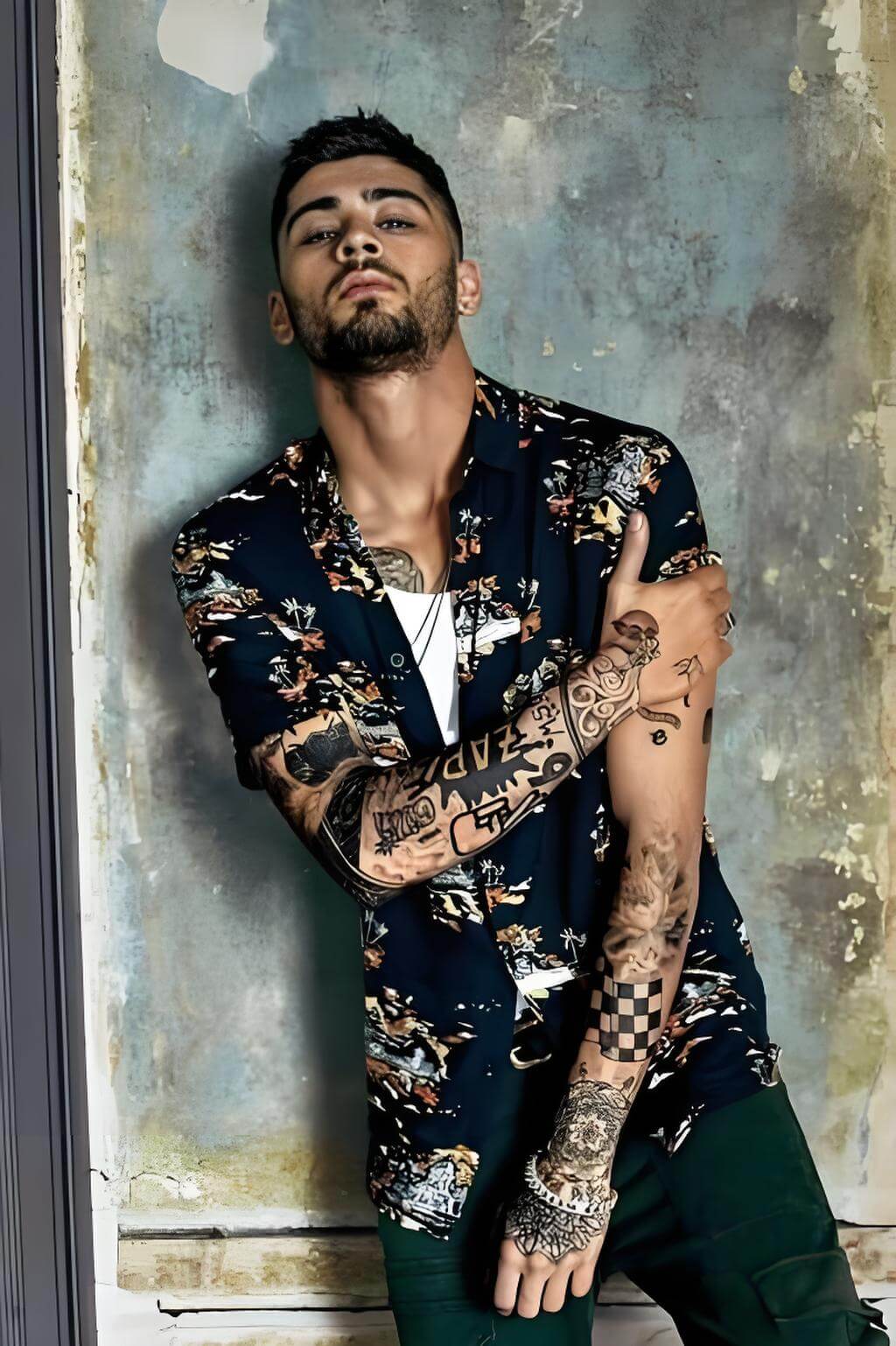 Zayn Malik floral mandala hand tattoo